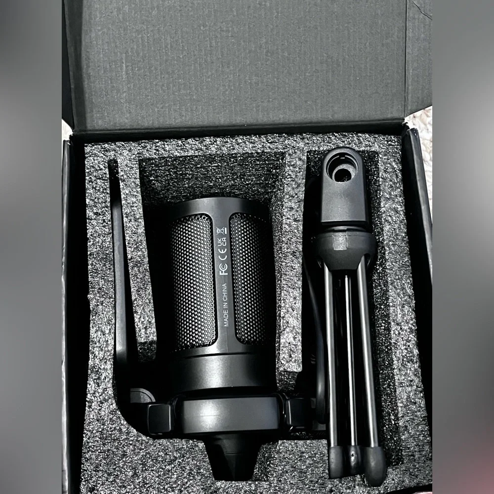 Fifine black gaming microphone